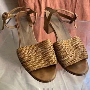 About Arianne Braided Sandal